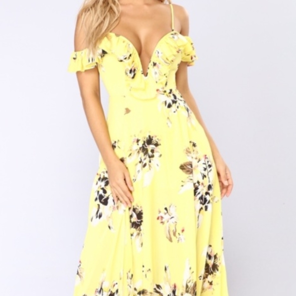Brand New Fashion Nova Sunlit Floral Maxi Dress